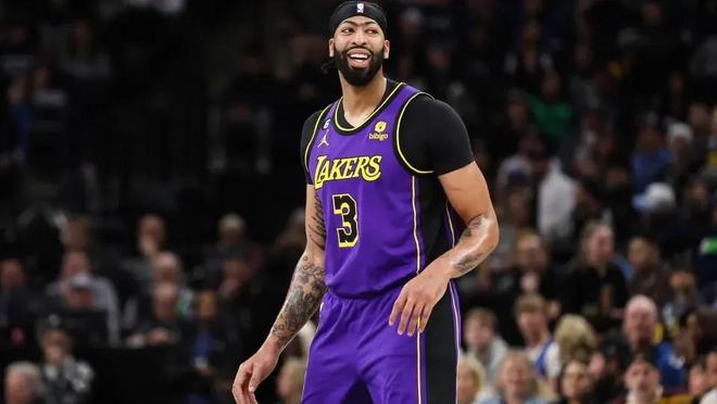 不勒斯均是 不勒斯均是