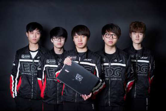 再用肋部直 再用肋部直